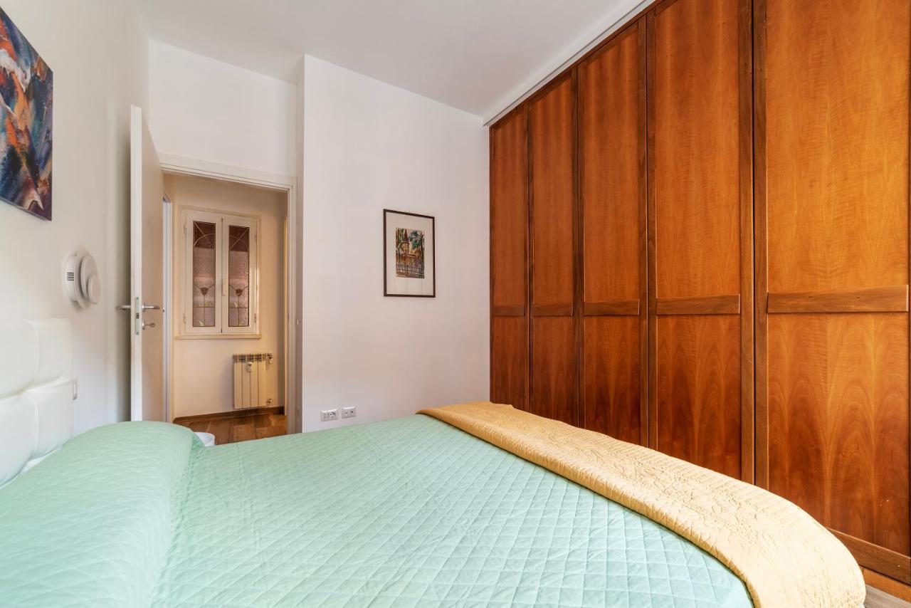 Piazza Re Di Roma Comfy Apartment Exterior foto